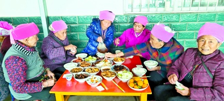 红白喜事操办处处透着新风与温情。